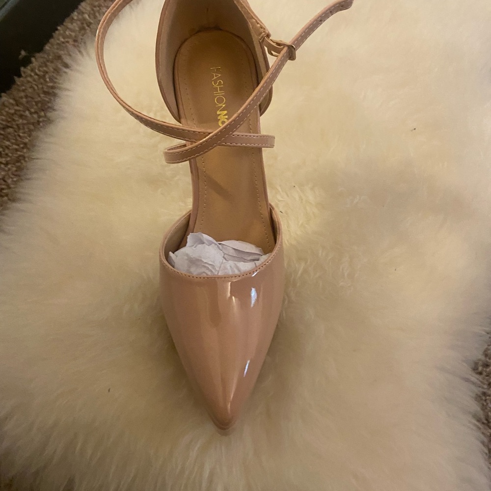 Nude Heels, size 8.5 Fashion Nova LUCY